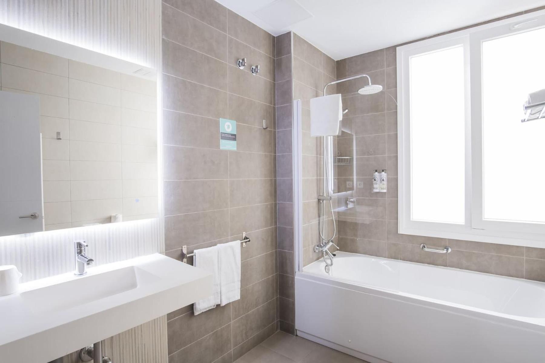 Hotel Alda Centro Ponferrada Εξωτερικό φωτογραφία